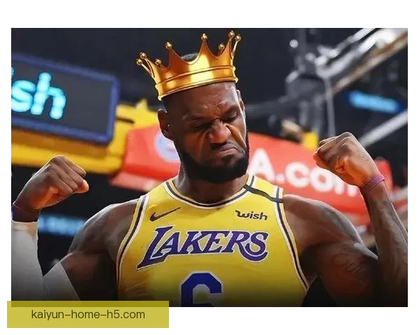 詹姆斯16年首现35分9三分悍将荣膺队史第一人