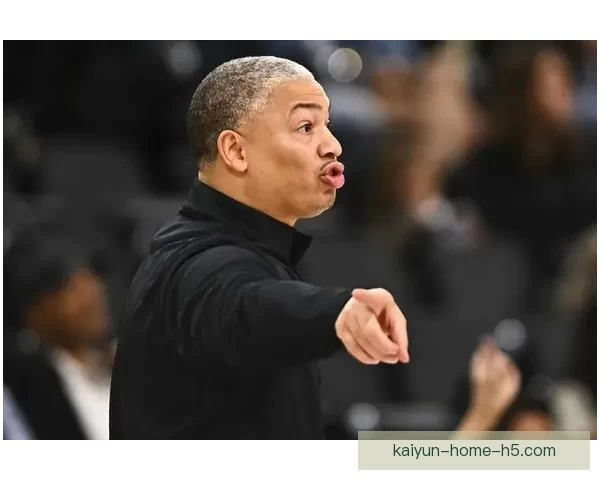 泰伦卢：小卡保持健康是关键 感谢哈登祖巴茨等球员贡献